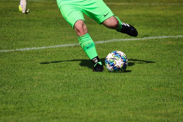 中的策略并 中的策略并